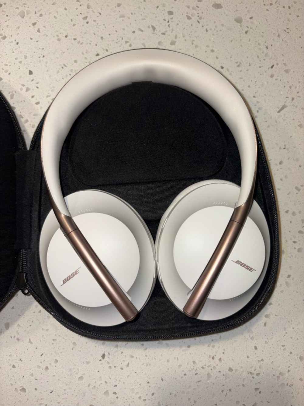 Bose Noise Cancelling Headphones 700 – White & Rose Gold